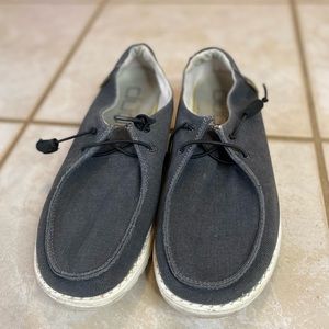 Hey Dude Women's Off Black Wendy Chambray Shoe